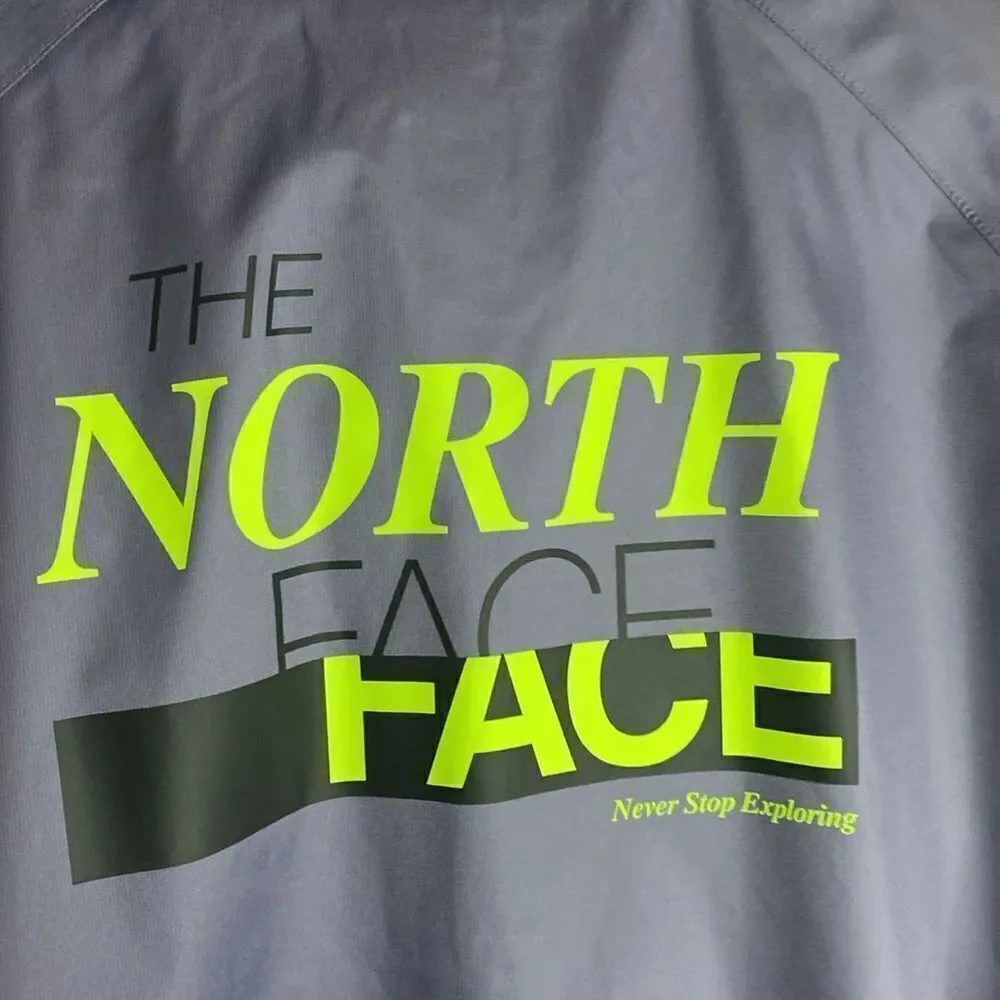 NWT- The North Face -Novelty TNF Rain Hood Lunar Slate- Men’s size XL